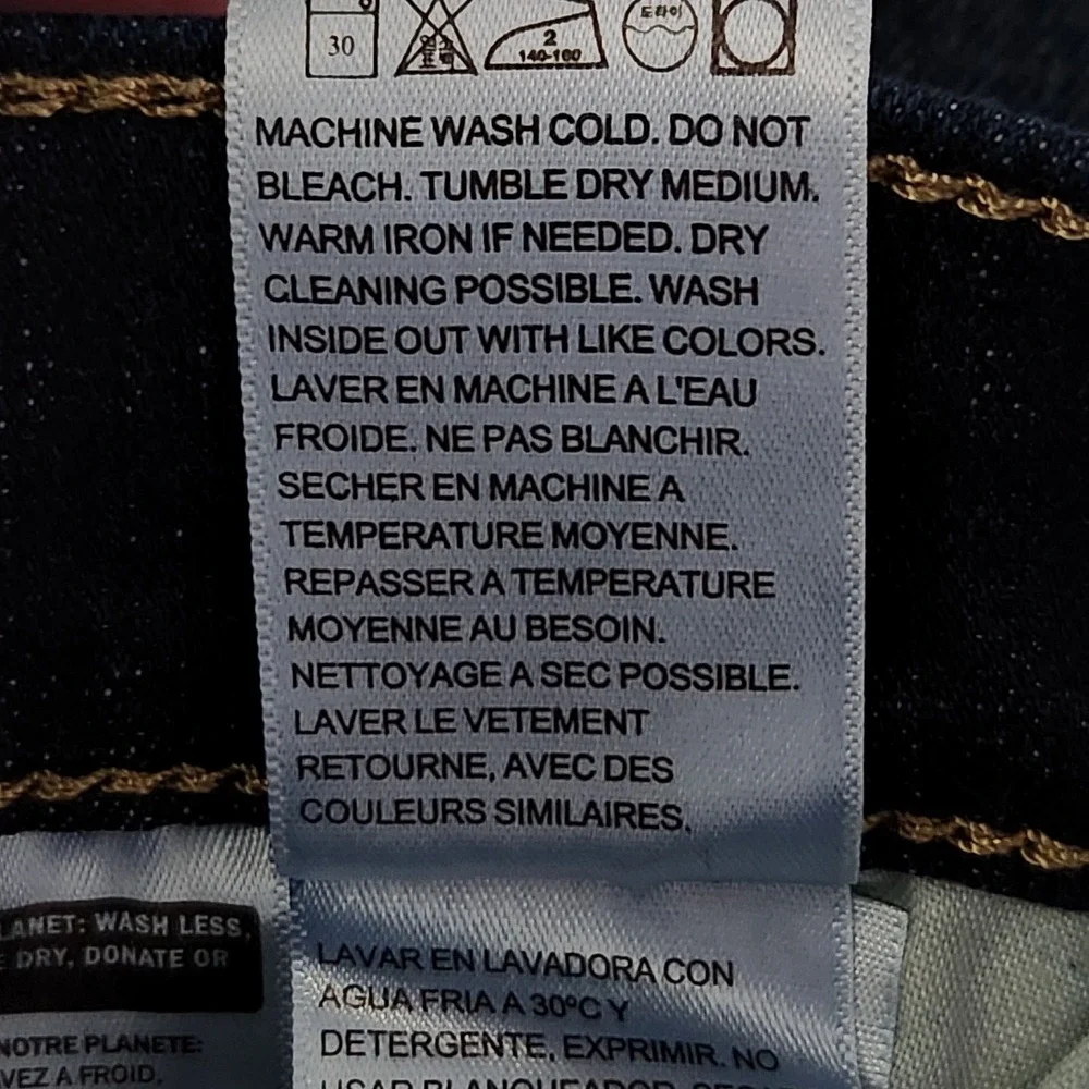 Levis Classic Bootcut Jeans Womens 14‎ M 32x32 Dark Wash Island Rinse Blue NEW